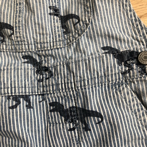 Baby Gap Dino short overalls 2T - Picture 3 of 4